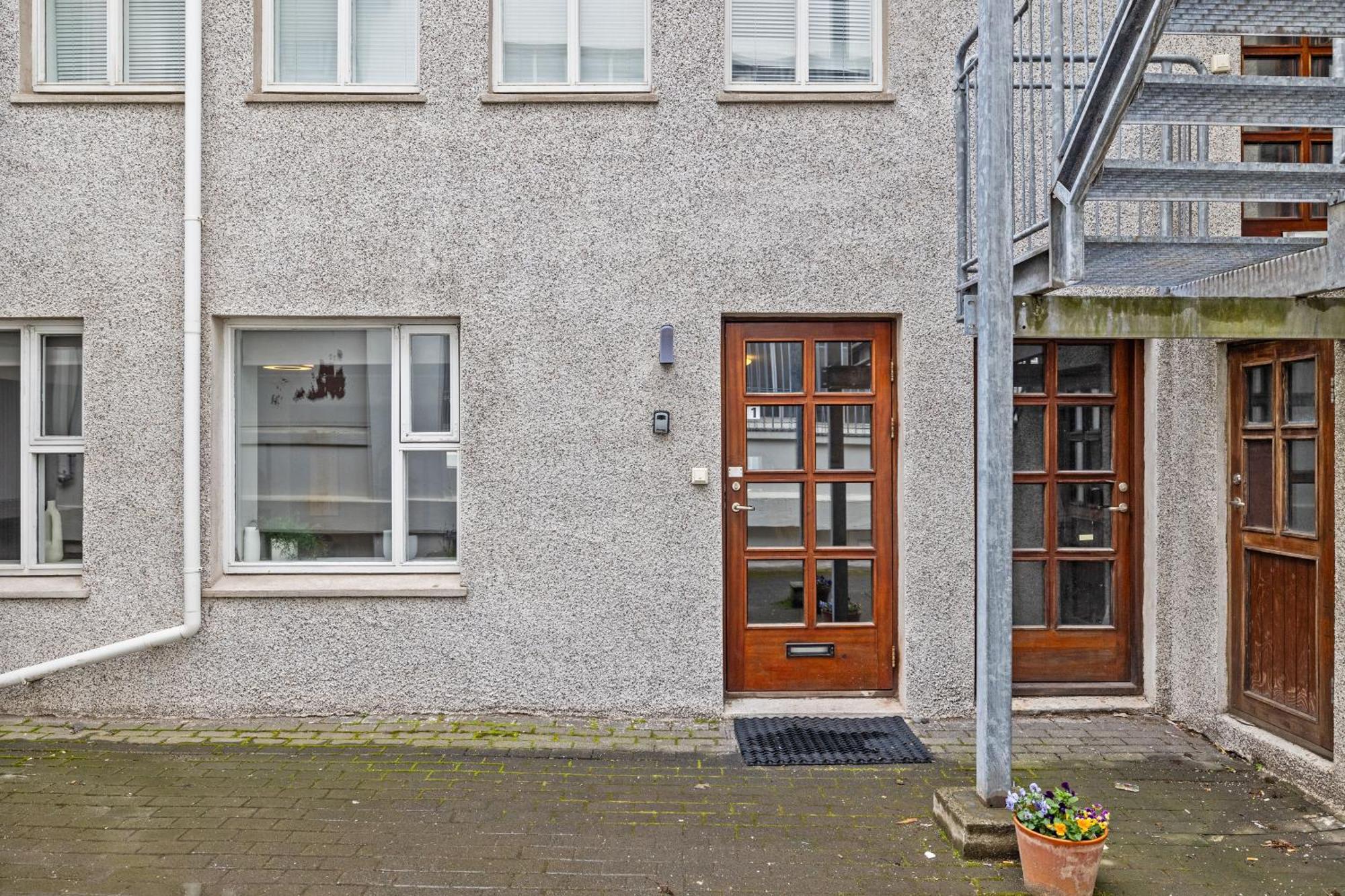 Vatnsstigur Apartment レイキャヴィーク エクステリア 写真